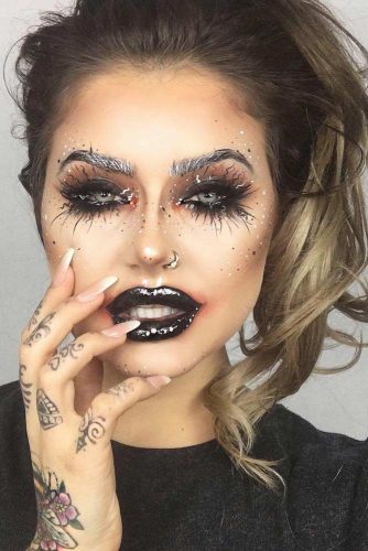 Sexy Classic Haloween Looks picture 6