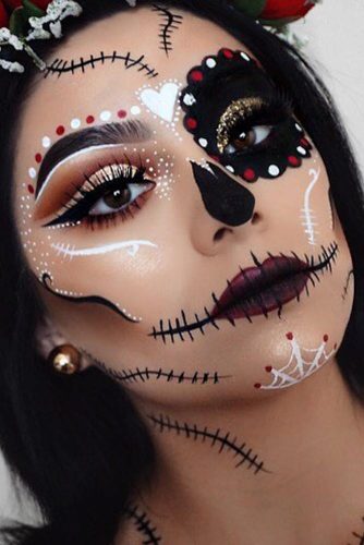 Sexy Classic Haloween Looks picture 5