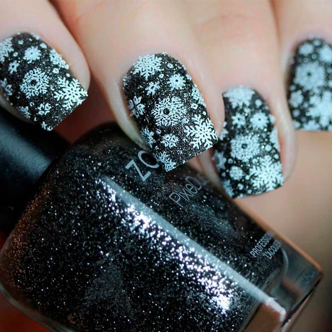 Black Glitter Snowflakes Nail Art #glitternails #winternails
