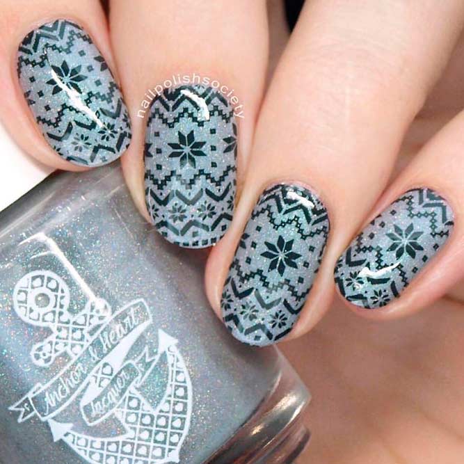 Sparkly Sweater Pattern Inspiration Nail Art #glitternails #winternails