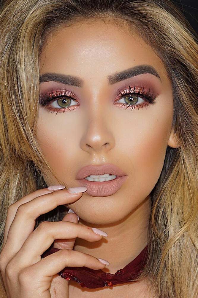 45 Top Rose Gold Makeup Ideas To Look Like A Goddess 9081