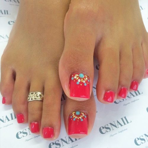 40 Eye-Catching Toe Nail Art Designs : Mix and Match Fun Toe Nails