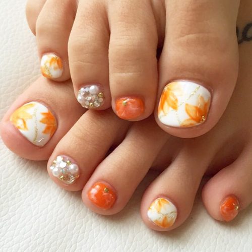 18 Eye Catching Toe Nail Art Ideas You Must Try