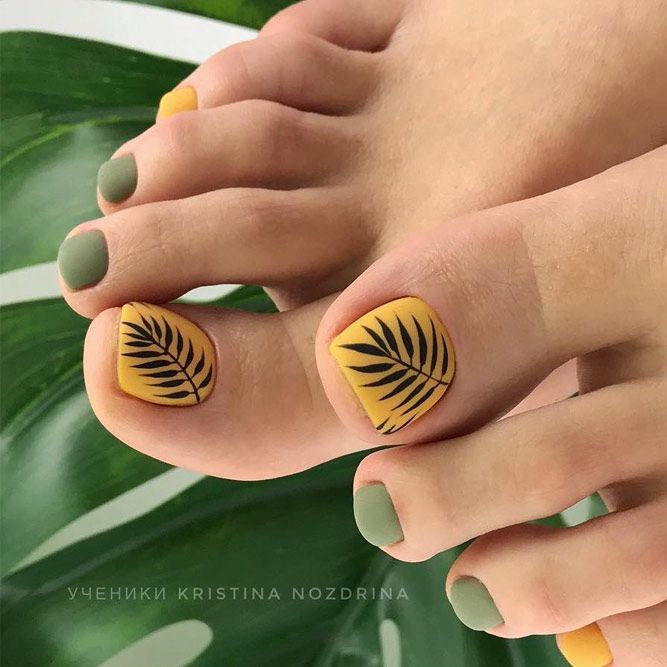 24 Eye Catching Toe Nail Art Ideas You Must Try