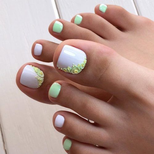 3D Floral Toe Nails Art #floralnailart