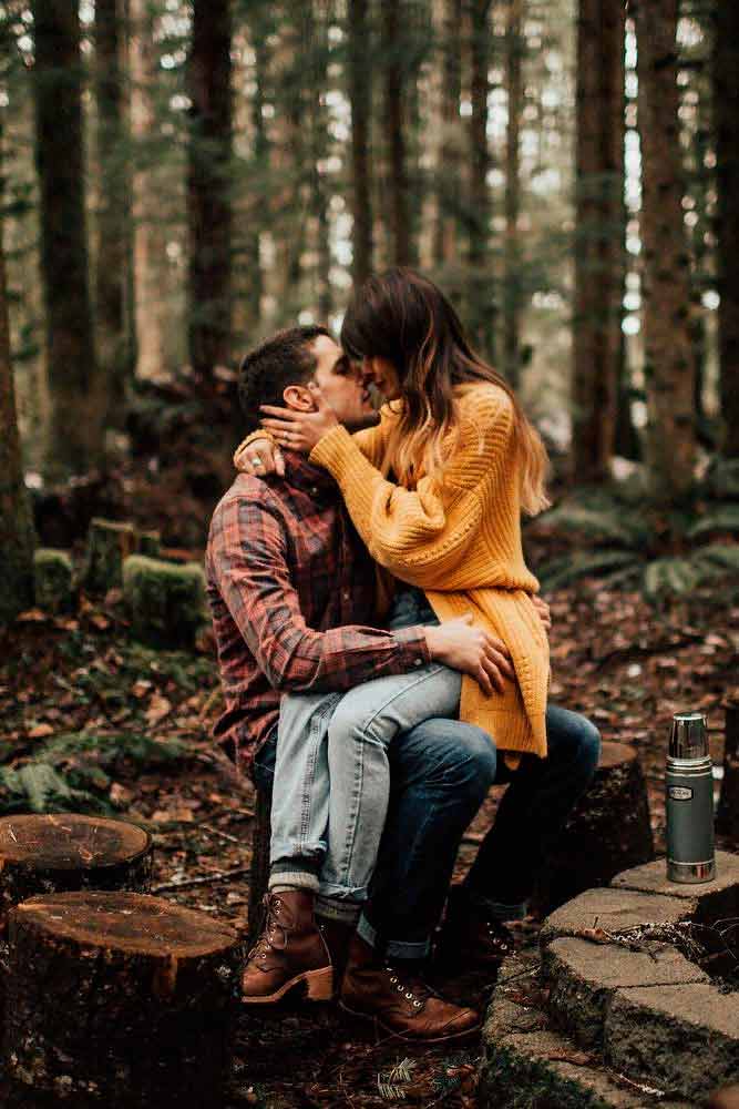 Cute Engagement Photoshoot In Forest #cutephotos #love 