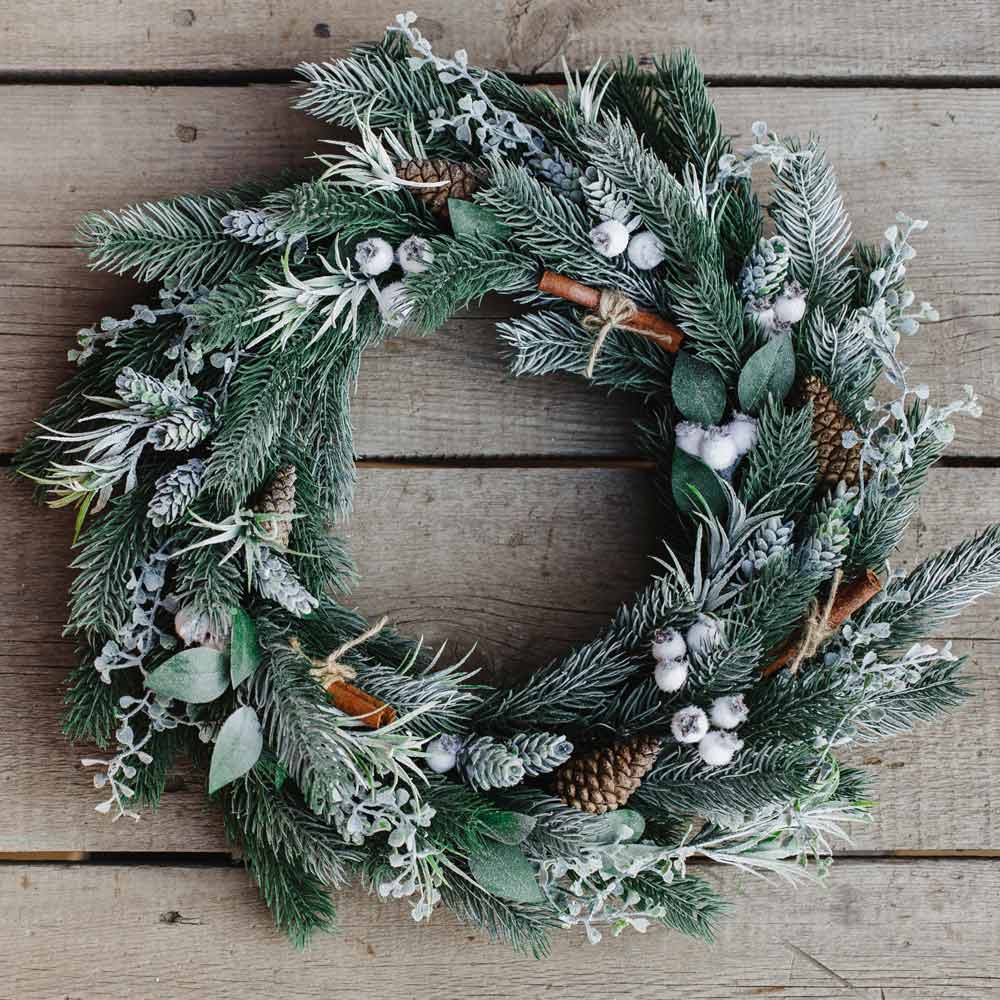 Christmas Wreath Decor Idea