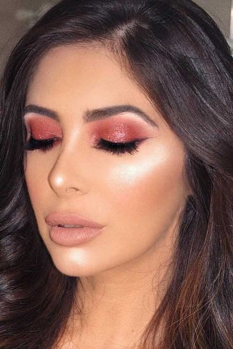 Newest Glitter Makeup Looks picture 4