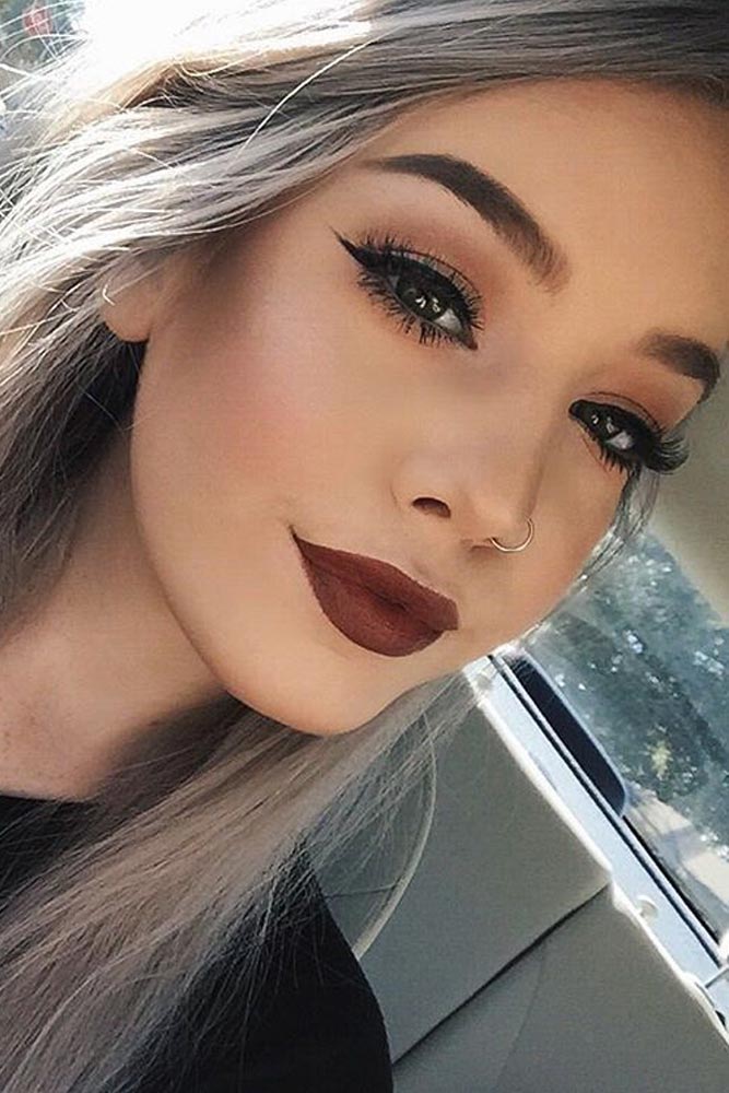 36 Best Winter Makeup Looks For The Holiday Season