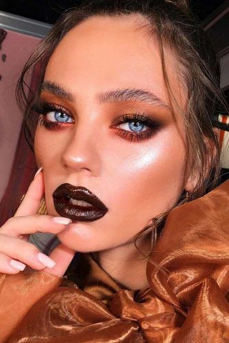 Gold Smokey With Dark Brown Lipstick #goldsmokey #brownlips