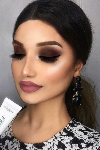 Brown Matte Smokey Makeup Idea #mattelipstick