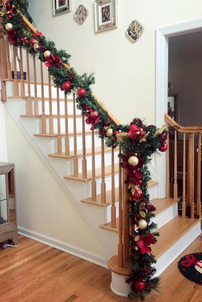 Ways to Decorate with Spectacular Christmas Garland