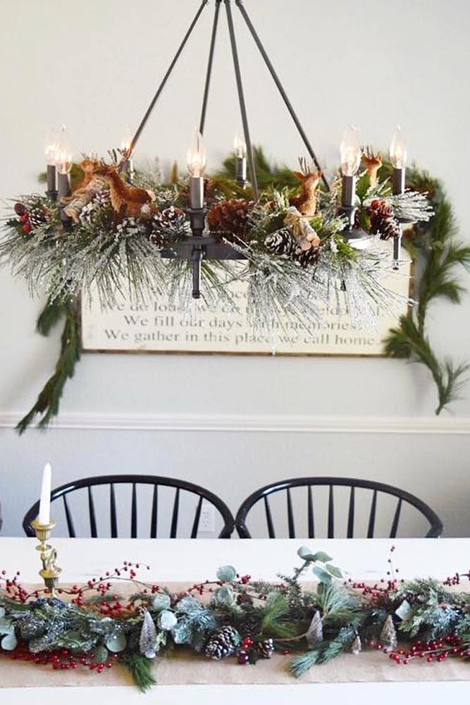 30 Ways To Decorate With Spectacular Christmas Garland