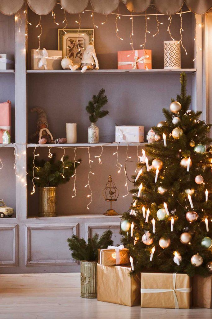 Christmas Garland Decoration Ideas for Room