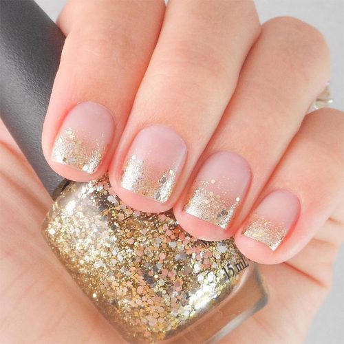 Christmas Nails To Complete Your Unforgettable Holiday Image