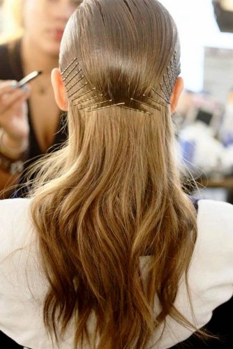 Messy and Sleek Bobby Pin Hairstyles picture5