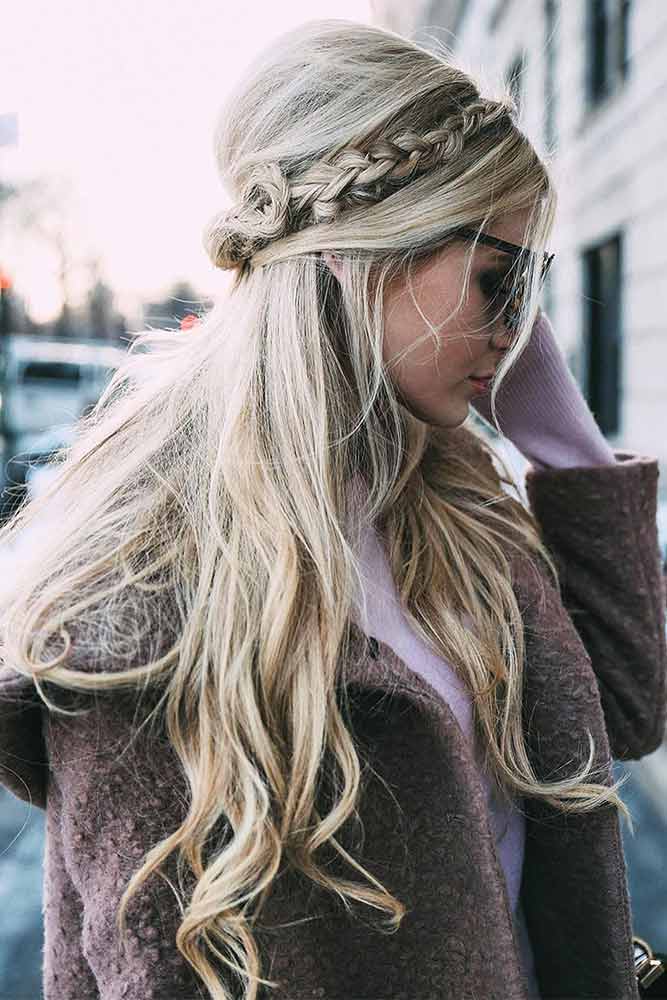 36 Super Cute Christmas Hairstyles For Long Hair
