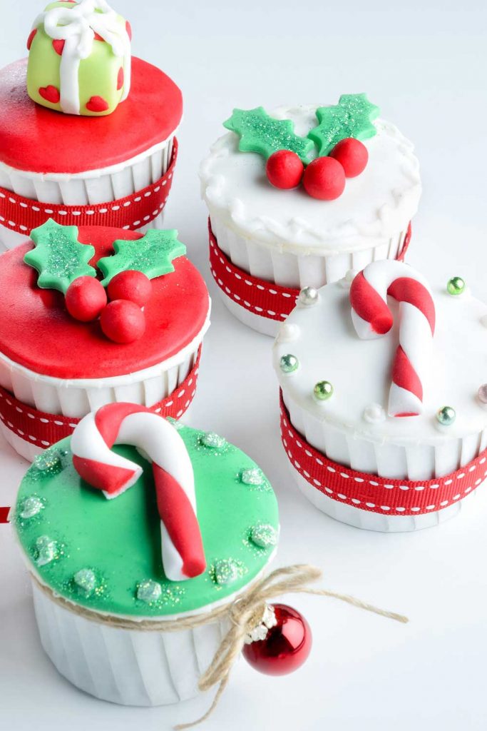 Christmas Cupcake Decor