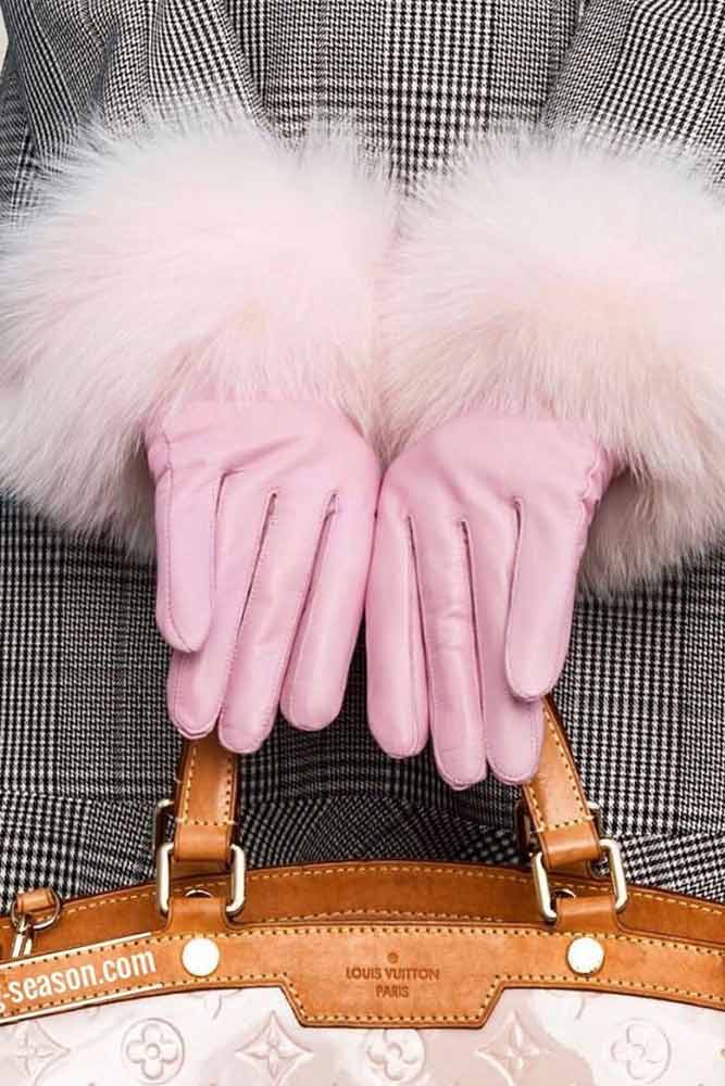 Pink Gloves Christmas Gift Idea #gloves