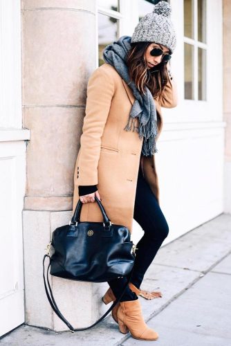 30 Holiday Outfit Ideas - Women's Fashion