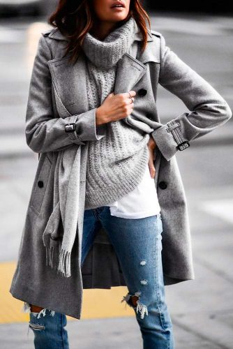 Comfy and Chic Outfits for the Holidays — CLOTHES & WATER