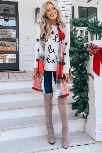 Holiday Outfit With Plaid Scarf #sweater #scarf