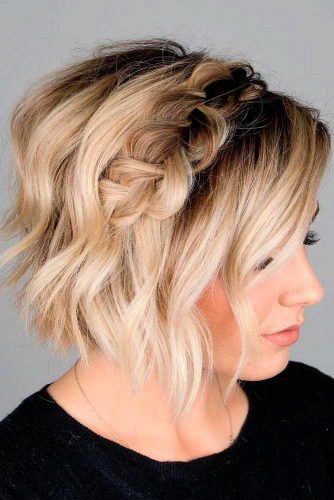 Seamless Short Hairstyles To Greet The Holidays 