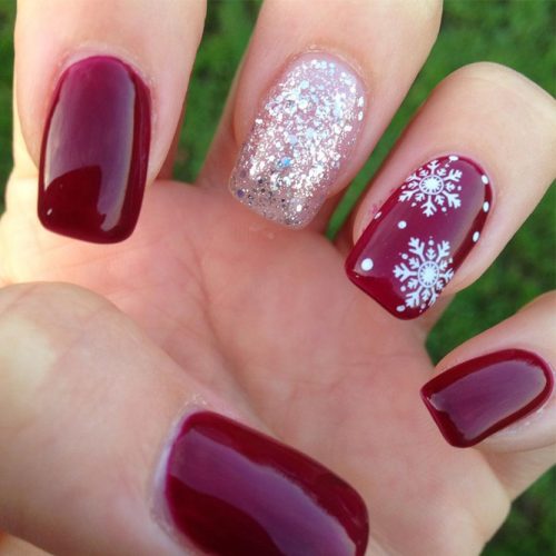 Glitter Winter Nail Ideas picture 6