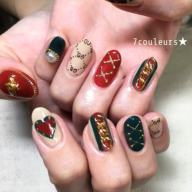 Cute Christmas Style Nails for Holidays Picture 1