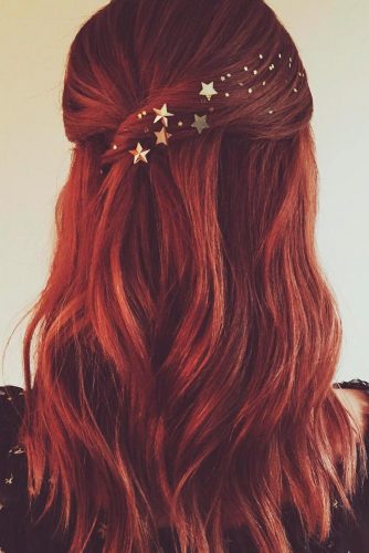 Pretty Holiday Hair Ideas for Party