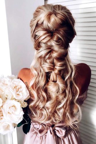 Pretty Holiday Hair Ideas for Party