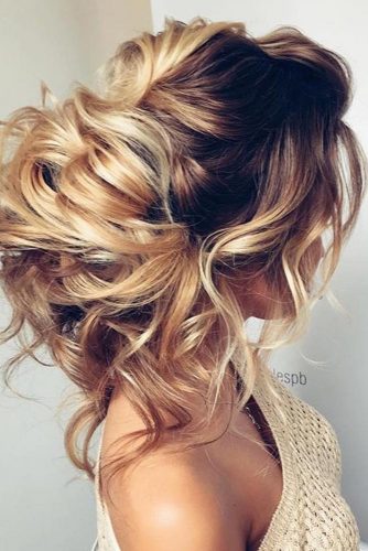 Pretty Holiday Hair Ideas for Party