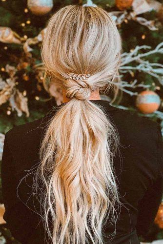 Knotted Ponytail #blondehair #lowponytail