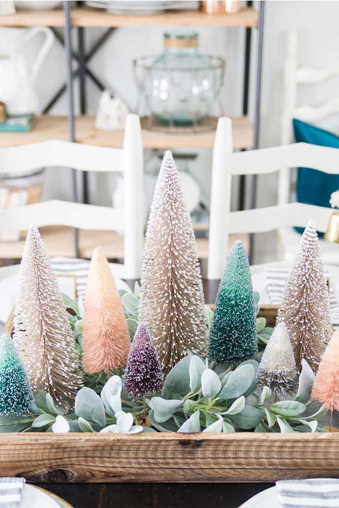 Christmas Trees Centerpiece Idea #colorfulcenterpiece