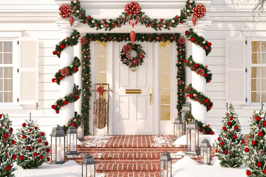 32 Ways To Decorate With Spectacular Christmas Garland - Garland Decor Ideas