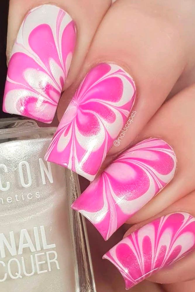 Daily Charm: Over 50 Designs for Perfect Pink Nails