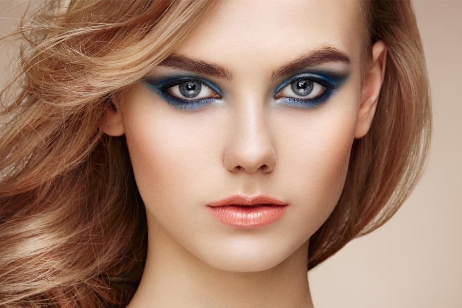 Day To Night Makeup Ideas For Winter Season To Master Right Now