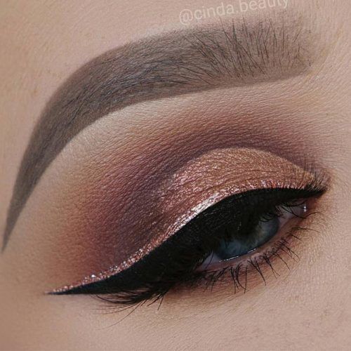 Shimmer Smokey With Double Eyeliners #rosegoldline #smokeyeyes