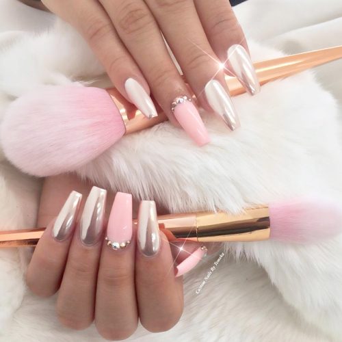 33 On-Trend Chrome Nail Designs To Try - The Nail Tech Org