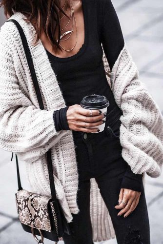 16+ Chic Cozy Outfit Ideas That You Can Wear Out!  Cozy outfit, Casual  sunday outfit, Cozy winter outfits