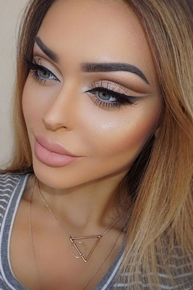 Pretty Cut Crease Makeup Ideas picture 3