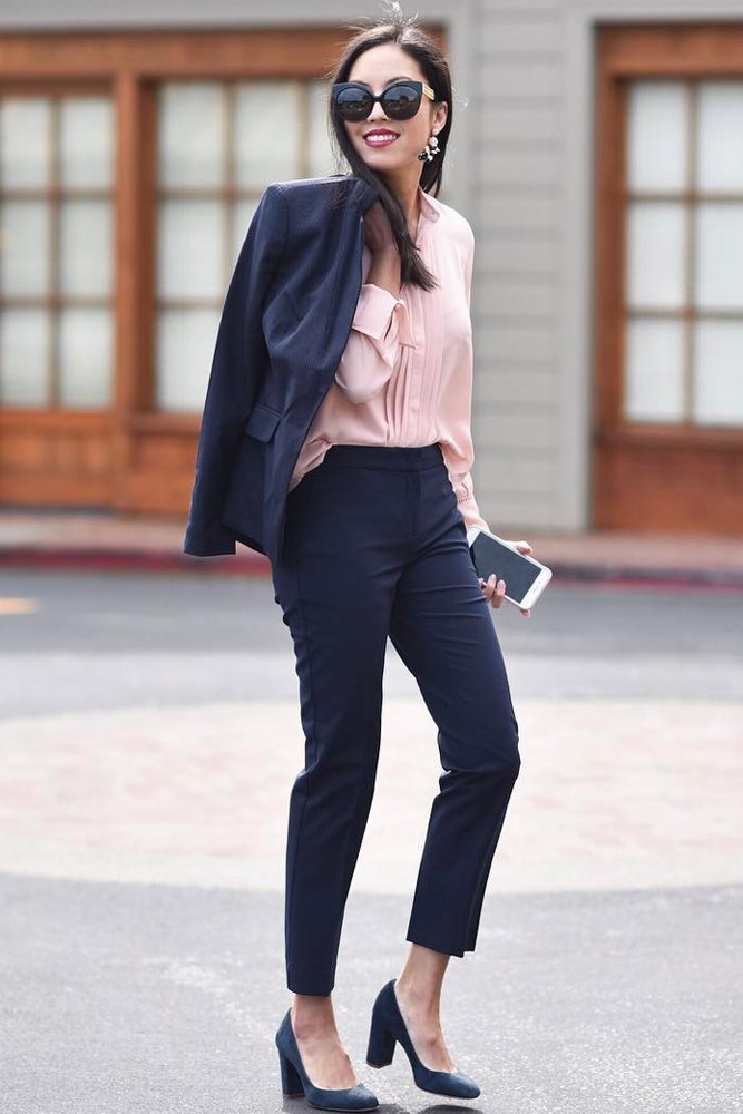 Charming Outfit Ideas for Work