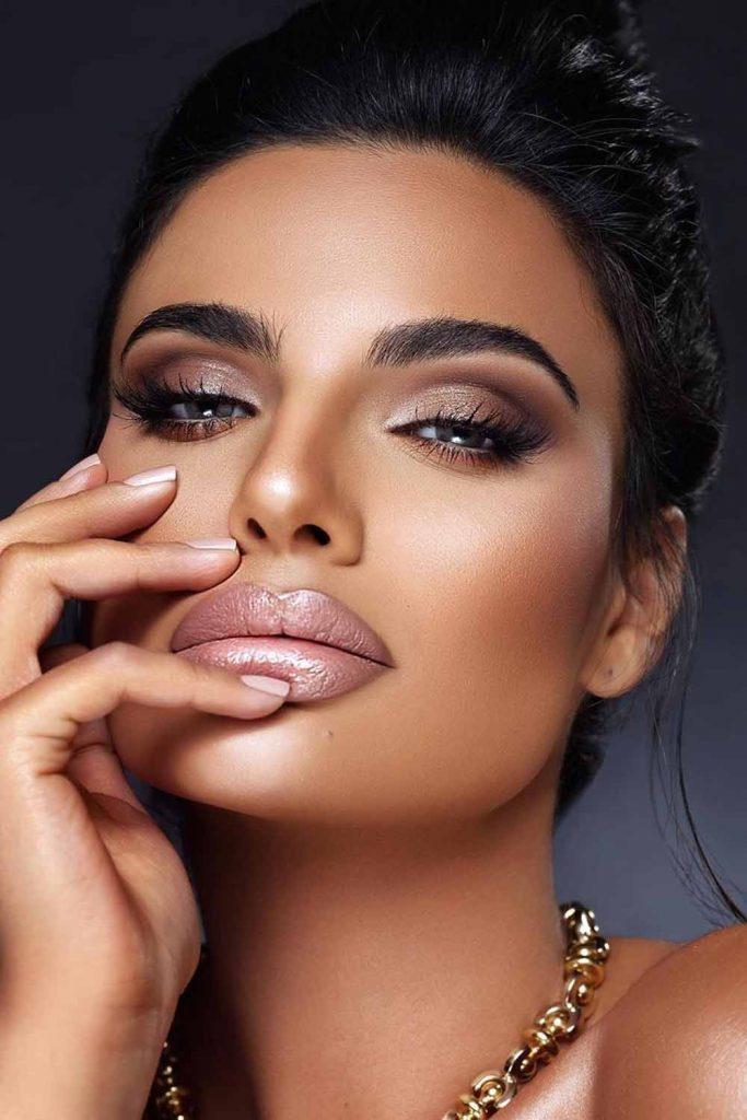 Nude Glam Makeup Idea #nudelipgloss #shimmereyeshadow