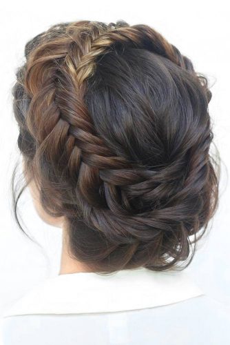 Trendy Updo Hairstyles for Beautiful Prom Look picture4