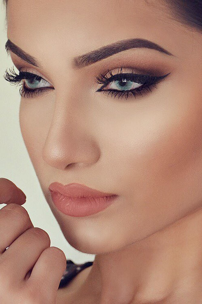 45 Perfect Cat Eye Makeup Ideas To Look Sexy