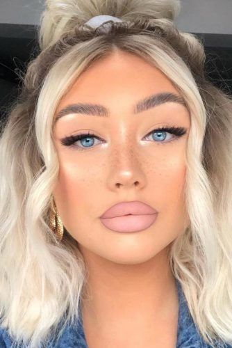 Bold Cat Eye Makeup With Nude Lips #mattelipstick