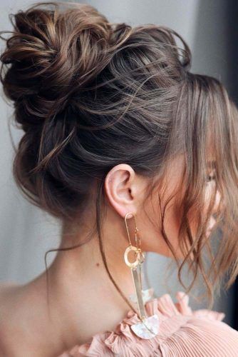 44 Messy updo hairstyles  The most romantic updo to get an elegant look