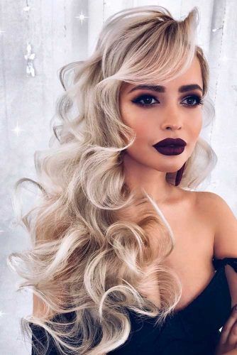 24 Chic Hairstyles for Prom to Let You Be Amazing