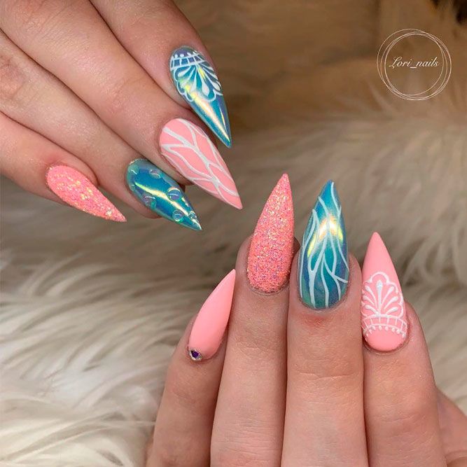 36 Graduation Nails Designs To Recreate For Your Big Day