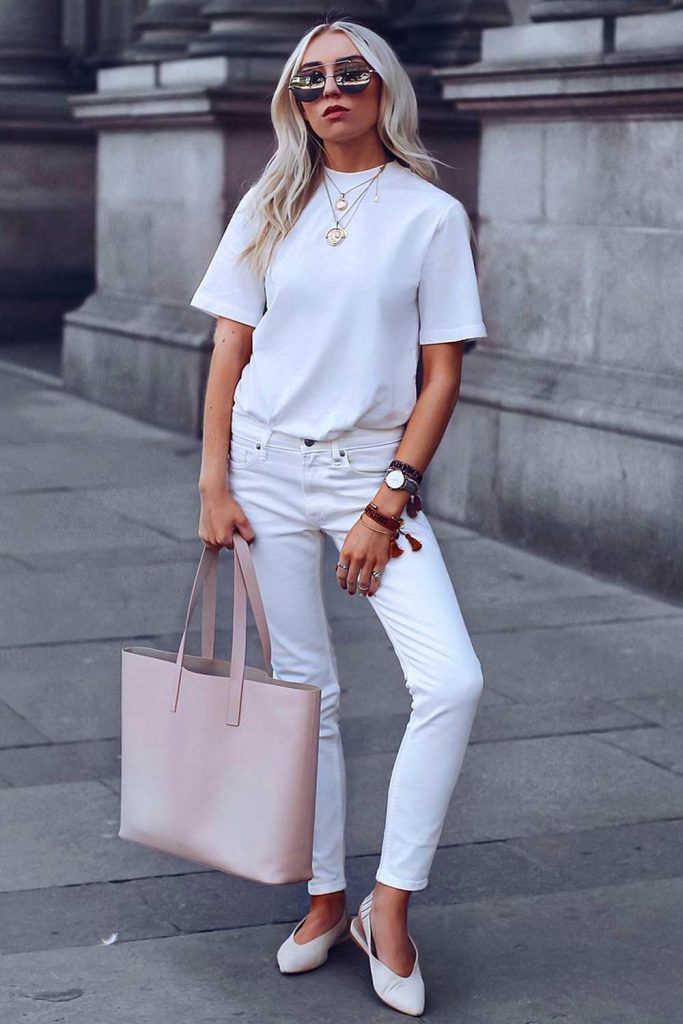 Semi-Casual Outfit With Plain T-Shirt